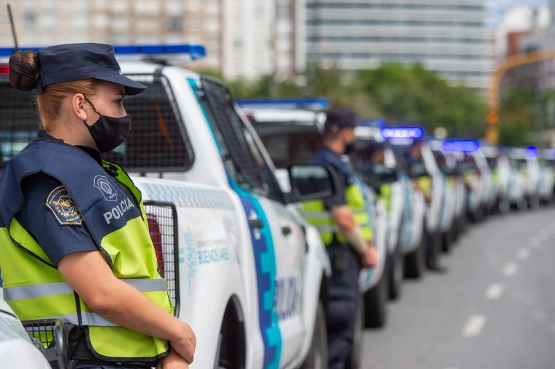 Aumento de salarios para policas, penitenciarios y estatales